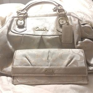 Coach purse